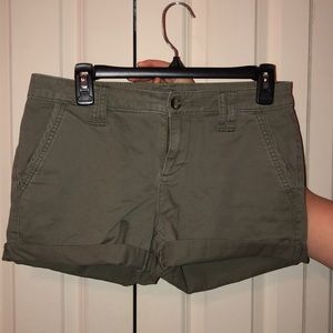 Cute olive Arizona shorts
